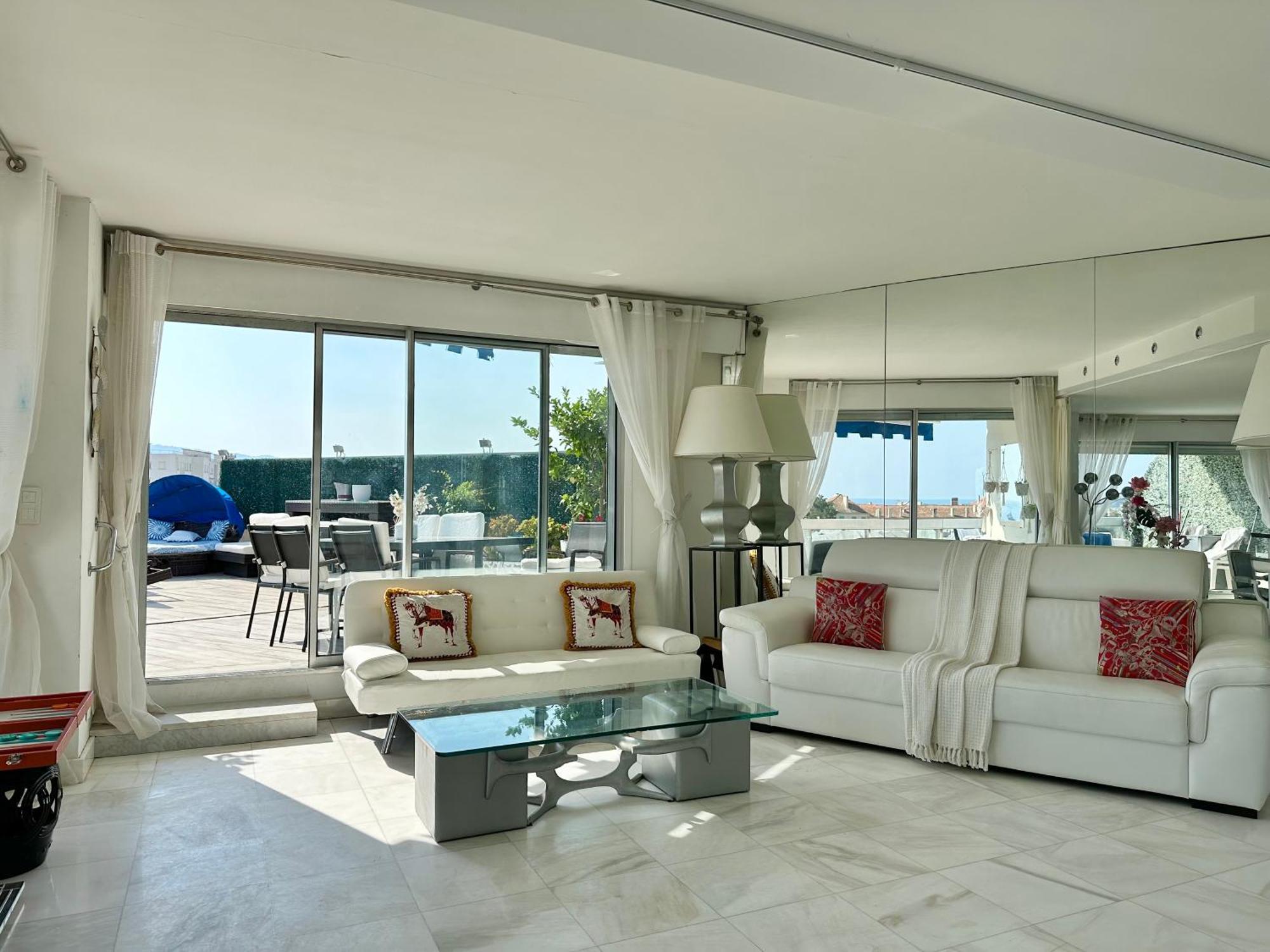 Apartment Cannes Croisette Sea & Sky *