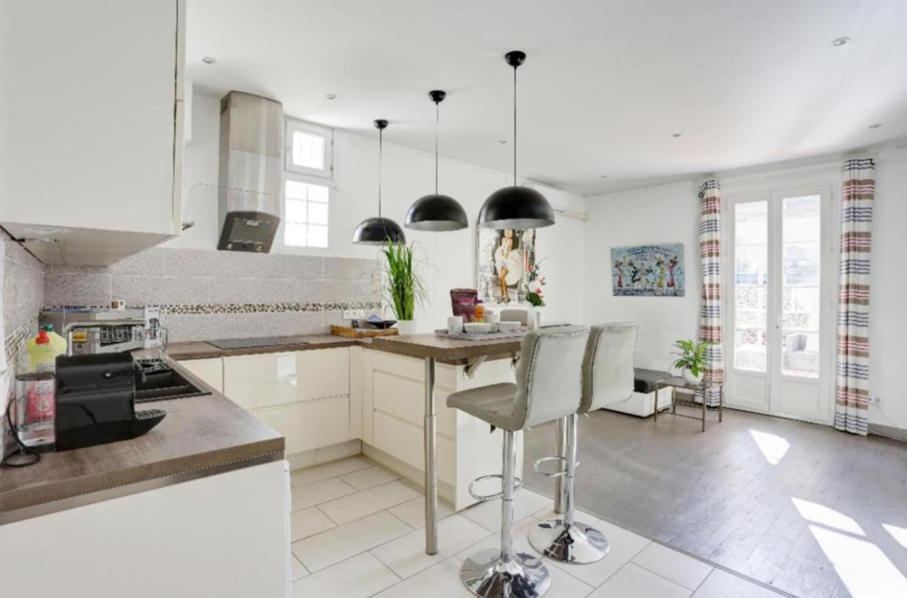 Cannes Croisette Sea & Sky Apartment *